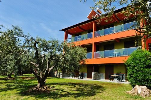 Sunday Resort Apartment With Sea View