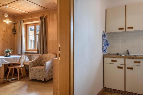 高级一卧室带阳台公寓