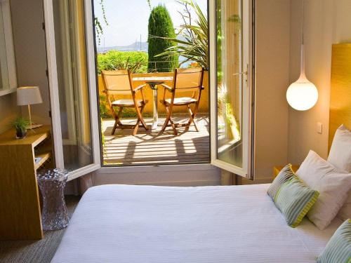 带海景的双人房