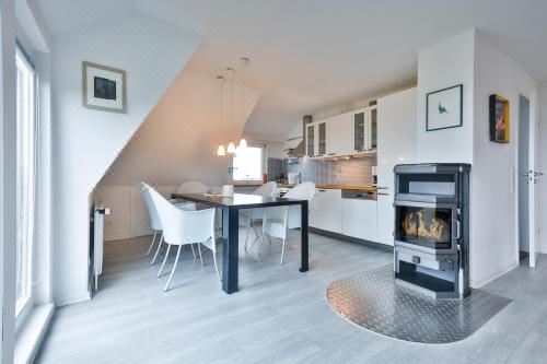 Westcoast Apartment with Sea View