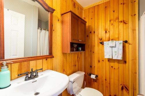 两卧室联排别墅