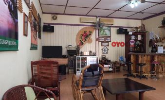 OYO 89928 Acf Guest House