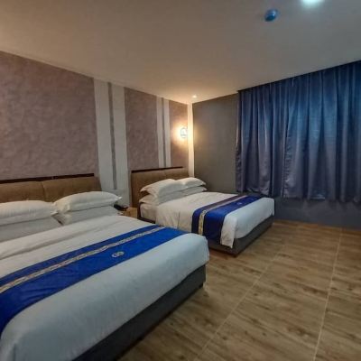 Bilik Deluxe Berempat Kupon Good 9 Hotel, Cahaya Kota Puteri