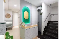 Urbanview Hotel R House Batam by RedDoorz