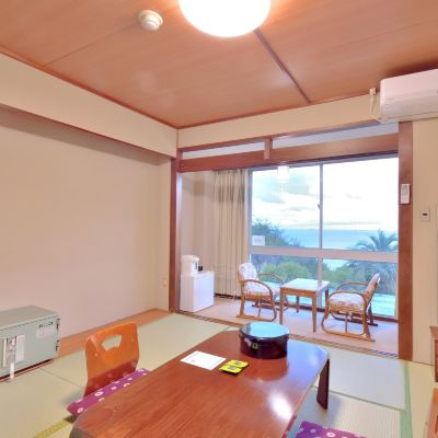 [Main Building]Relaxing 8 to 10 Tatami Mats[Japanese Room][Smoking][Ocean View]