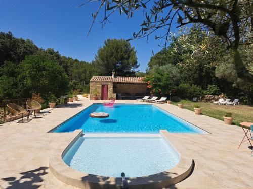 大床间 - 带spa浴缸