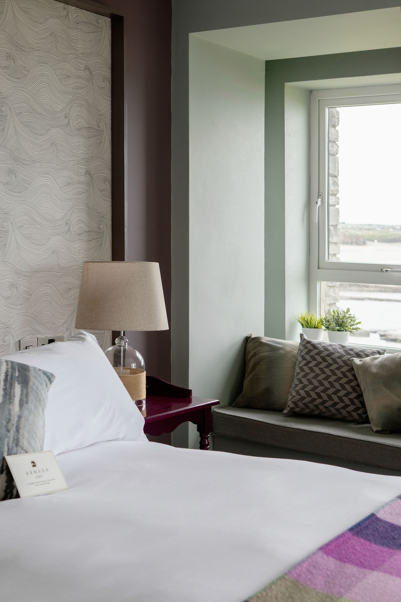 海景经典特大床房