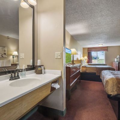 Family Studio Suite De Smet Super Deluxe Inn Promo Code