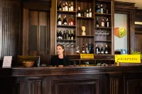 Daily Plaza Hotel