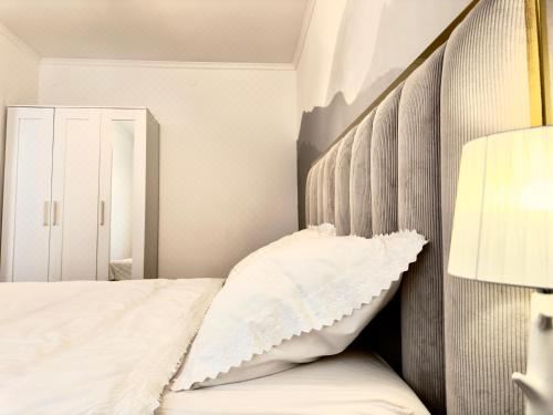 Kopeck piece near the Scandinavian Style Academy One-Bedroom Apartment