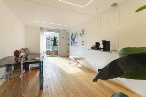 套房（带阳台）