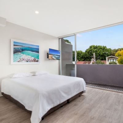 King Suite with Balcony Bondi Beach Studios Promo Code