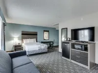 Days Inn & Suites by Wyndham Spokane فنادق في سبوكان