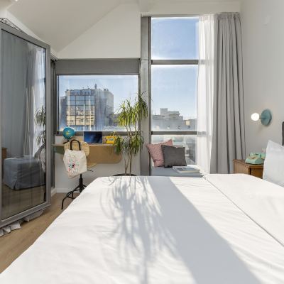 Luminous Suite The Caravan Promo Code