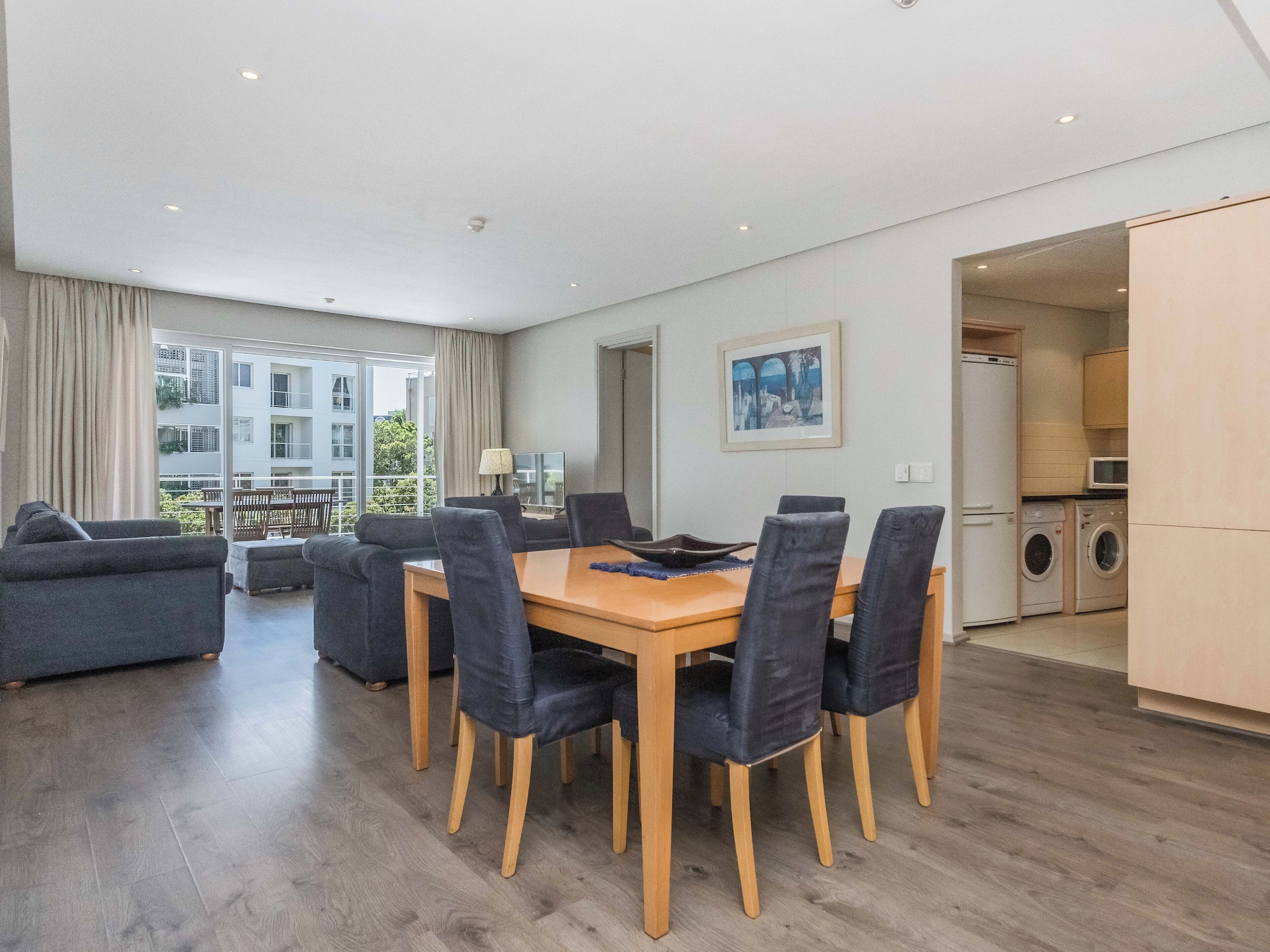 Mountain Marina Luxury Apartments两卧室高级3