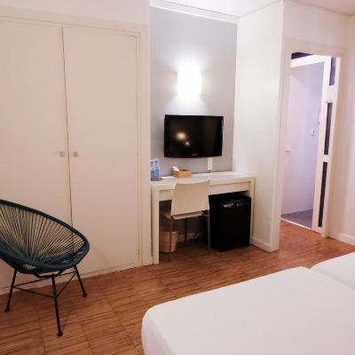 Standard Double Room Hotel Subur Promo Code
