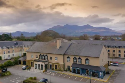 The Parkavon Hotel Hotels in 