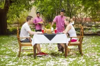Mandara Rosen Yala, Kataragama Hotel di 
