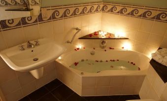 Cantley House Hotel - Wokingham - Housity
