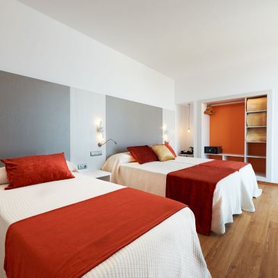 Standard Triple Room Hotel Abrat Promo Code