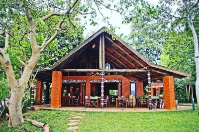 Phophonyane Falls Ecolodge Hotele w: 