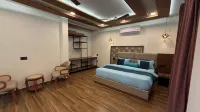 Yes Hotel by the Ganges Rishikesh