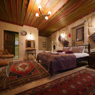 Deluxe Stone Room with Jacuzzi Emit Cave Hotel Promo Code