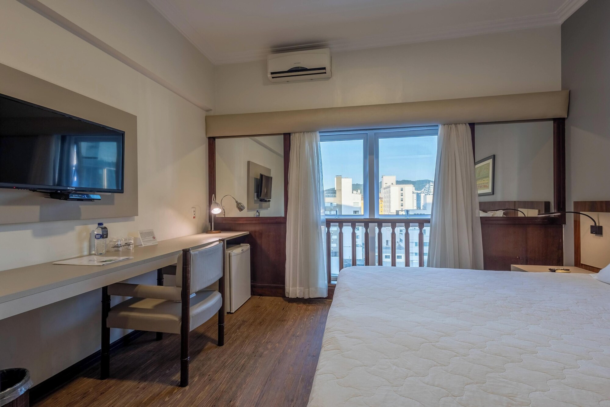 高级卡萨尔床房