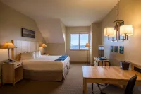 Burke Mountain Hotel Hotele w: 