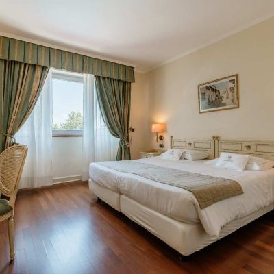 Superior Room With Lake View Hotel Savoy Palace Promo Code