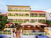 Hotel Peten Hotels in Flores
