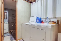 Walk to Park: Waterloo Home w/ Furnished Deck