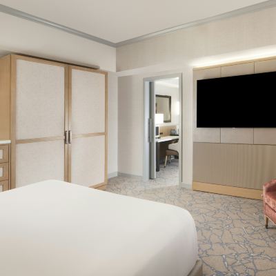 East Tower Directors King Suite Hilton Anatole Promo Code