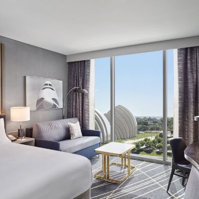 Deluxe Room, 1 King Bed, Mobility Accessible, Bathtub (Ada Tub) Loews Kansas City Hotel Promo Code