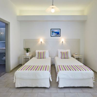 家庭間 錫拉尼索斯酒店優惠