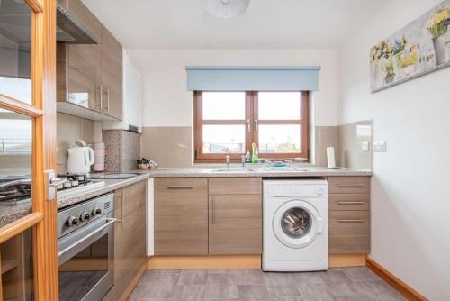 Innes Street Apartments One-Bedroom Apartment