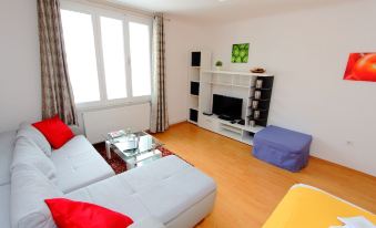 CheckVienna – Apartment Reumannplatz