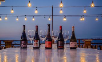 Hotel Winebox Valparaiso - Housity