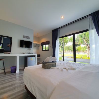 Standard Room Bannjamjuree Resort Sattahip Promo Code