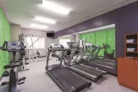 傑克遜機場拉昆塔溫德姆套房飯店