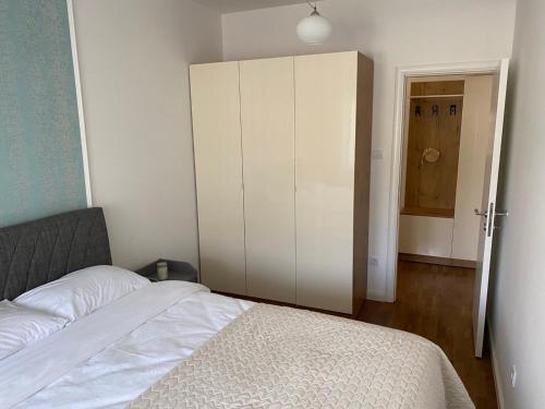 一卧室公寓（带阳台）