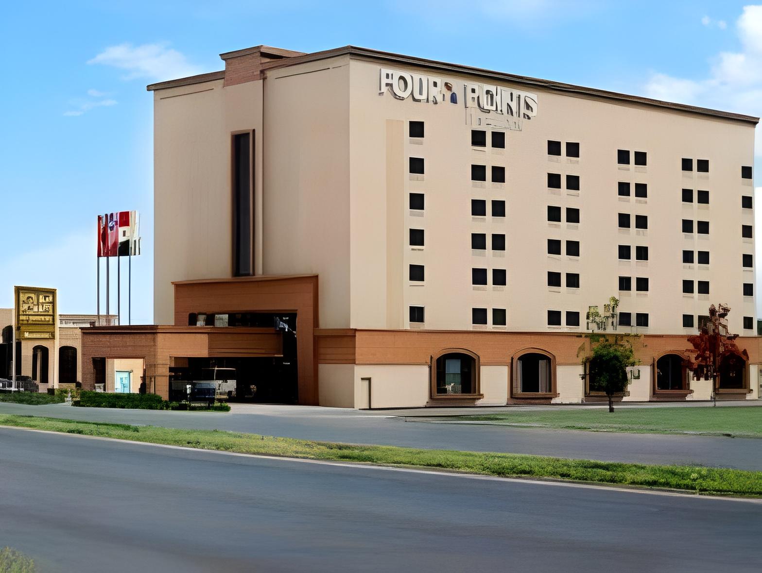 Four Points by Sheraton Monterrey Linda Vista豪华双大床房