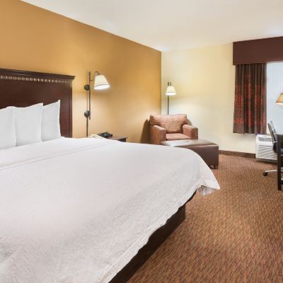 King Room With Refrigerator Hampton Inn Charlotte University Place Promo Code