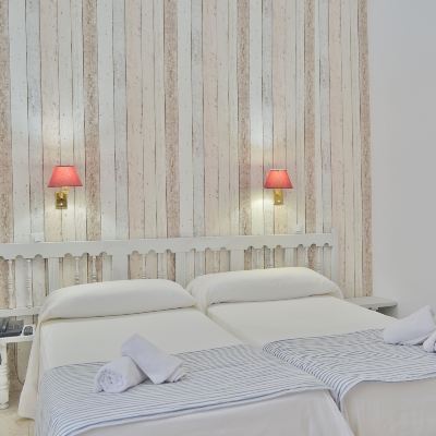 Standard Room Hotel Marisa Promo Code