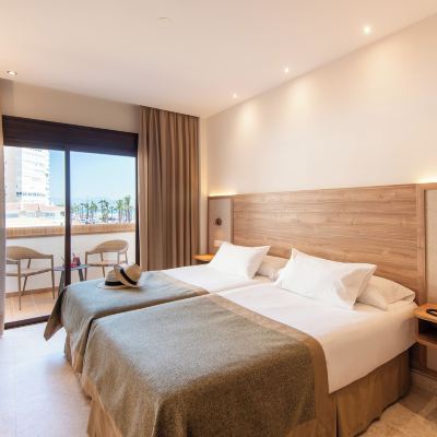 Double room with terrace, sea lateral view and Málaga Hotel Tarik Promo Code