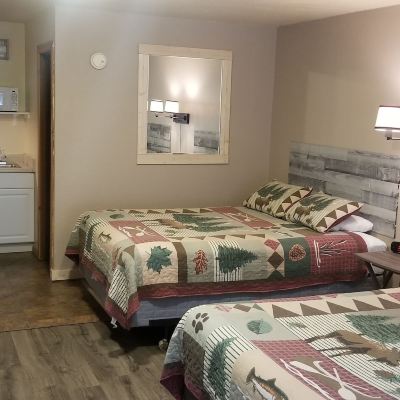 Comfort Double Room Carriage House Inn Promo Code
