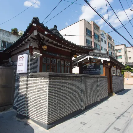 Hanok1957