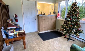 Country Place Inn and Suites White Haven - Housity