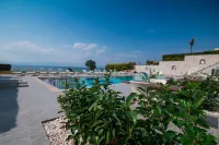 Life Point Hotel
