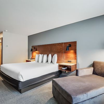 Executive King Room Third Street Inn Promo Code